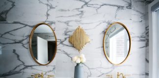 Lo specchio per il bagno: come sceglierlo e le tipologie più gettonate