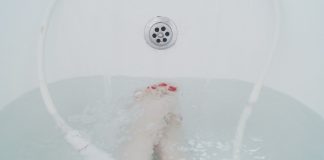 La doccia con vasca: un elemento da rivalutare